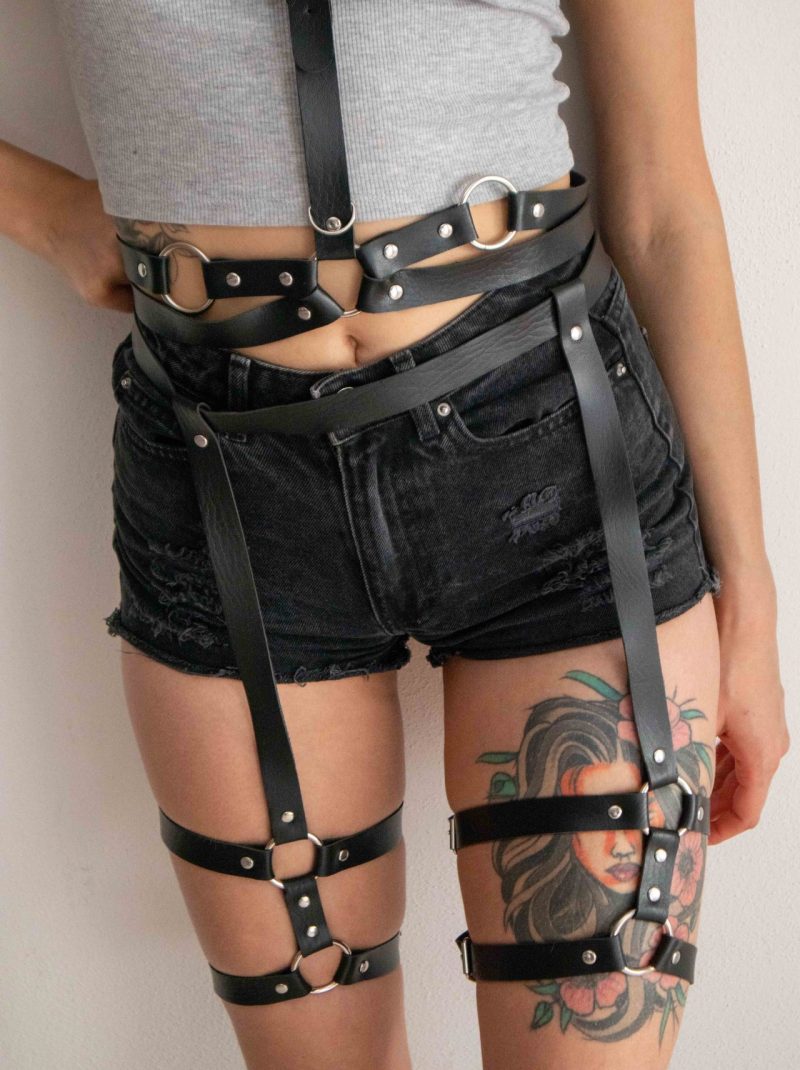 Harness - popruhy - festival a párty outfity